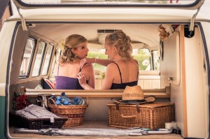 Bridesmaids, Split screen Campervan